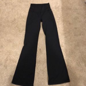 Black Lulu Lemon Pants